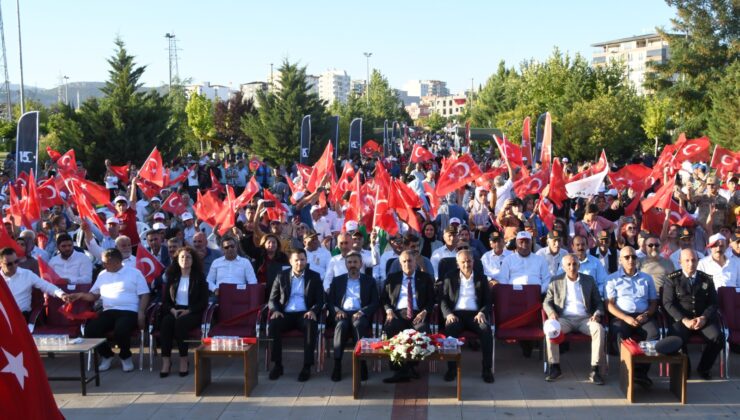 TÜRKİYE’NİN ŞANLI DEMOKRASİ ZAFERİ 6 YAŞINDA