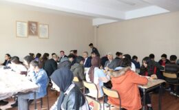 Aşçı, Yemek hizmetinden faydalanan öğrencilerle bir araya geldi
