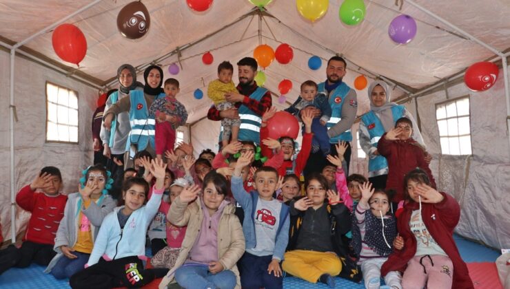 Adıyaman’da çocuklar için ‘travmadan uzaklaştırma’ çadırları kuruldu