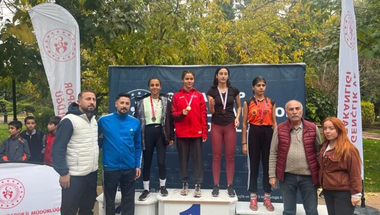 Atletizmde yarı final heyecanı