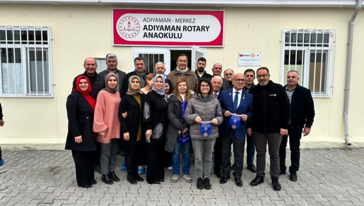 Anaokuluna oyuncak kütüphanesi açıldı