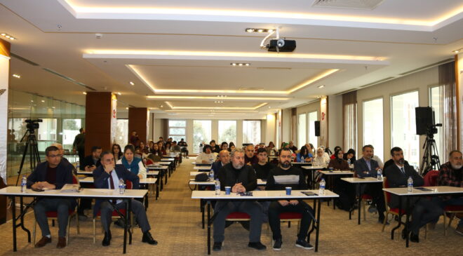 Gazeteciler Cemiyeti Eğitim Semineri Düzenledi