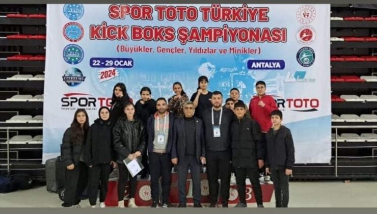 Adıyamanlı Kick Boksçulardan göz kamaştıran başarı: 1 gümüş 2 bronz madalya