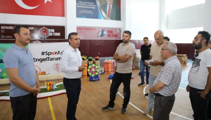 “SPOR AŞKI ENGEL TANIMAZ” PROJESİ KAPSAMINDA ADIYAMAN’DA ÖZEL EĞİTİM OKULLARINA SPOR MALZEMESİ DAĞITIMI YAPILDI