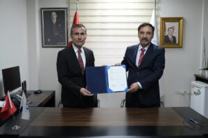 adiyaman-universitesi-ile-genclik-ve-spor-il-mudurlugu-arasinda-havuz-protokolu