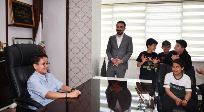 Başkan Torunoğlu, Koltuğunu Geleceğin Sahibi Çocuklara Devretti