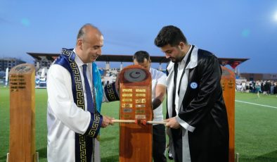 Adıyaman Üniversitesinde mezuniyet coşkusu: 3079 öğrenci diplomalarına kavuştu