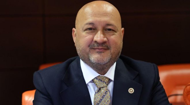AK Partili Kurt’tan deprem bölgesine müjde: Mücbir sebep süresi uzatıldı