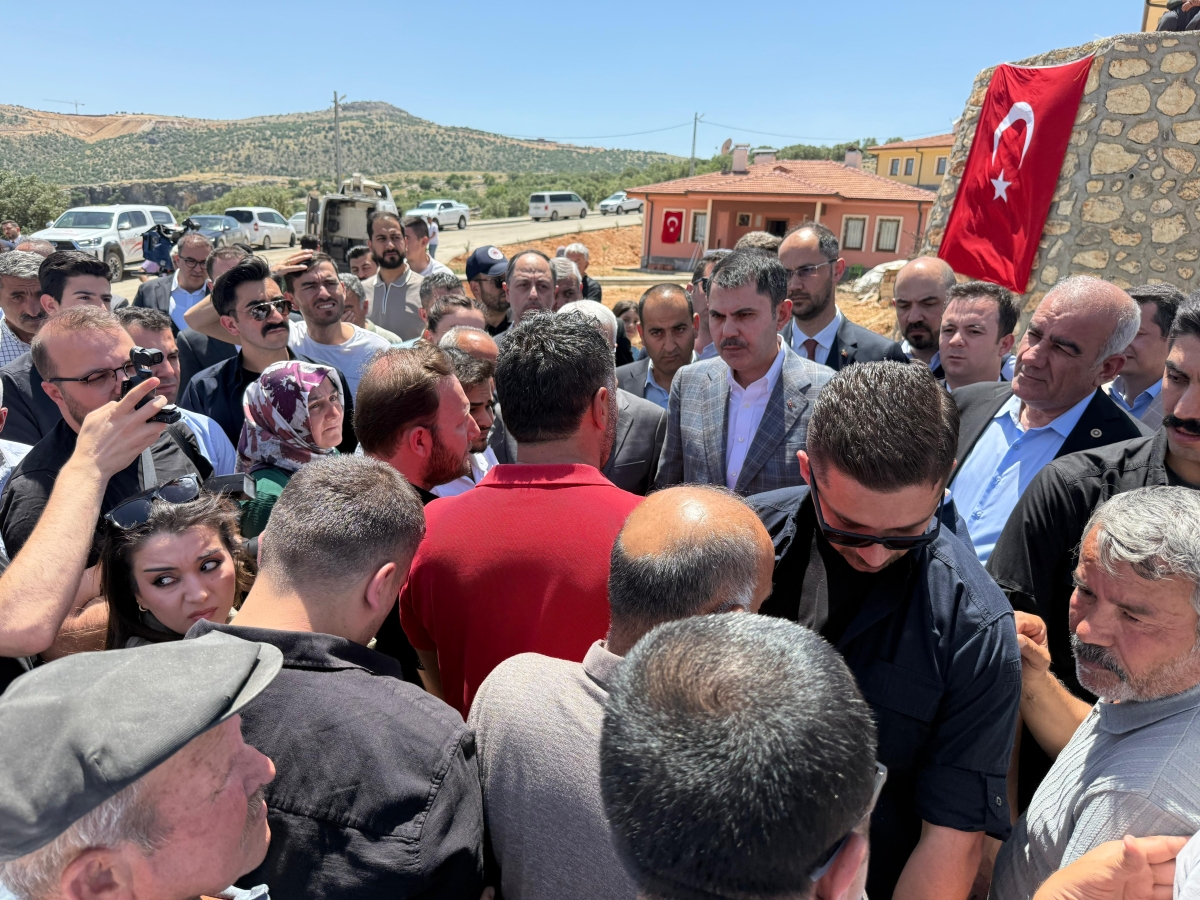 bakan-murat-kurum-adiyamanda-sadece-ev-degil-umut-insa-ediyoruz