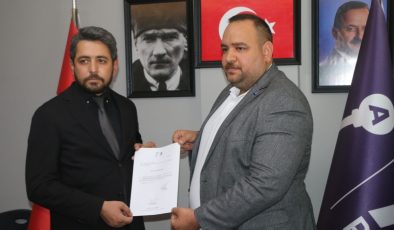 Anahtar Parti Besni İlçe Başkanlığı’na Ahmet Tevfik Dayan atandı