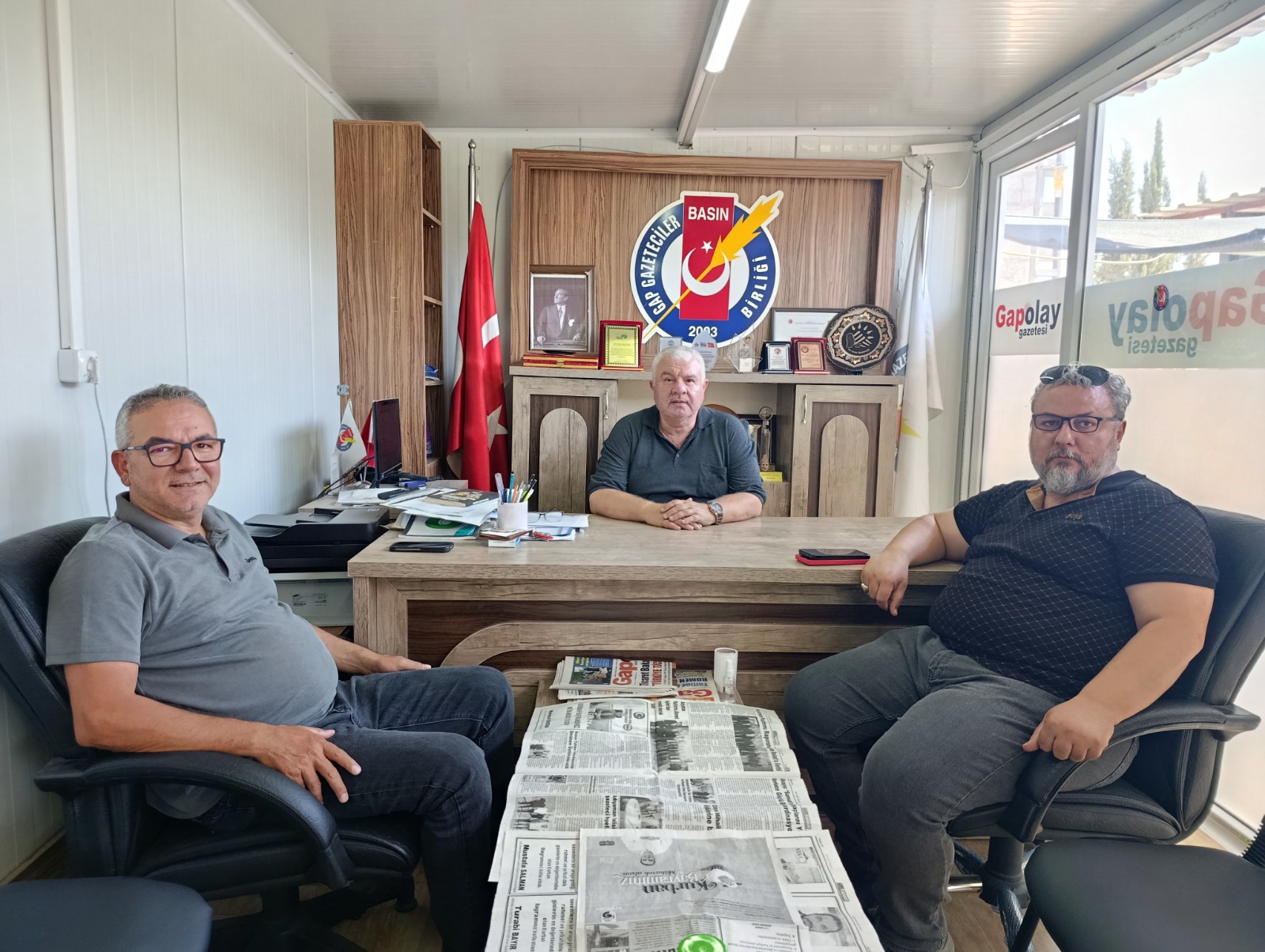 tamer-atalay-prf-dr-kursad-zorlu-ve-prf-sezai-yilmaza-17-gap-oscar-odulu