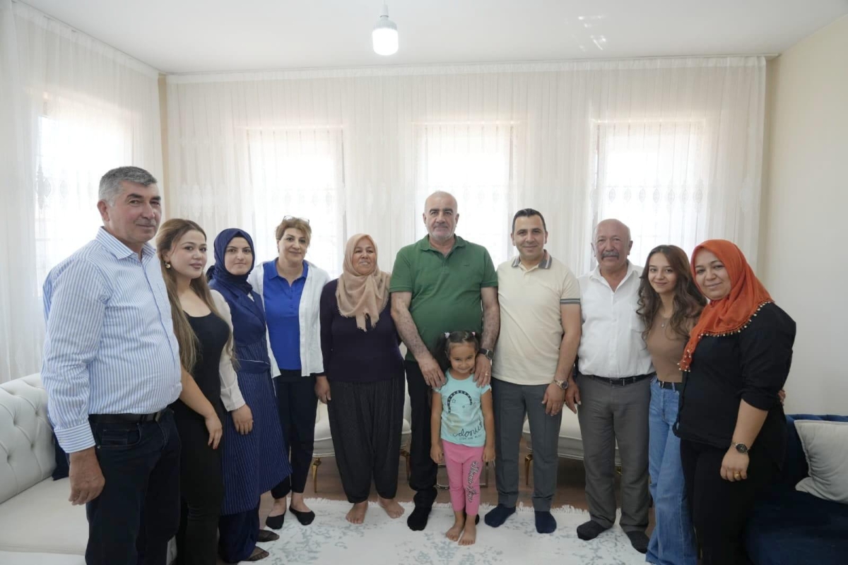milletvekili-huseyin-ozhan-golbasinda-deprem-sonrasi-calismalari-inceledi