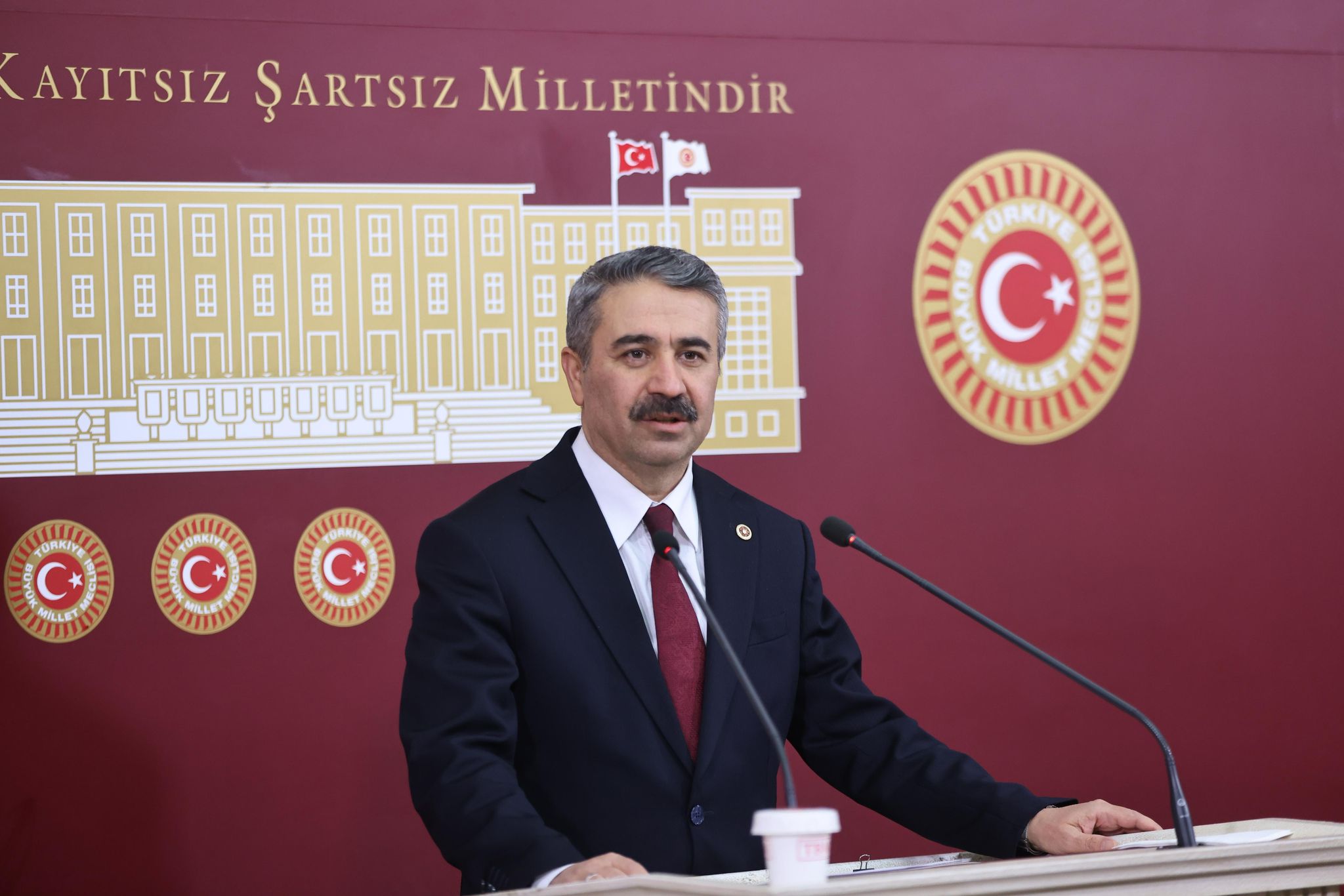 12-eylulun-karanlik-izlerini-silecek-olan-sivil-ve-demokratik-bir-anayasadir