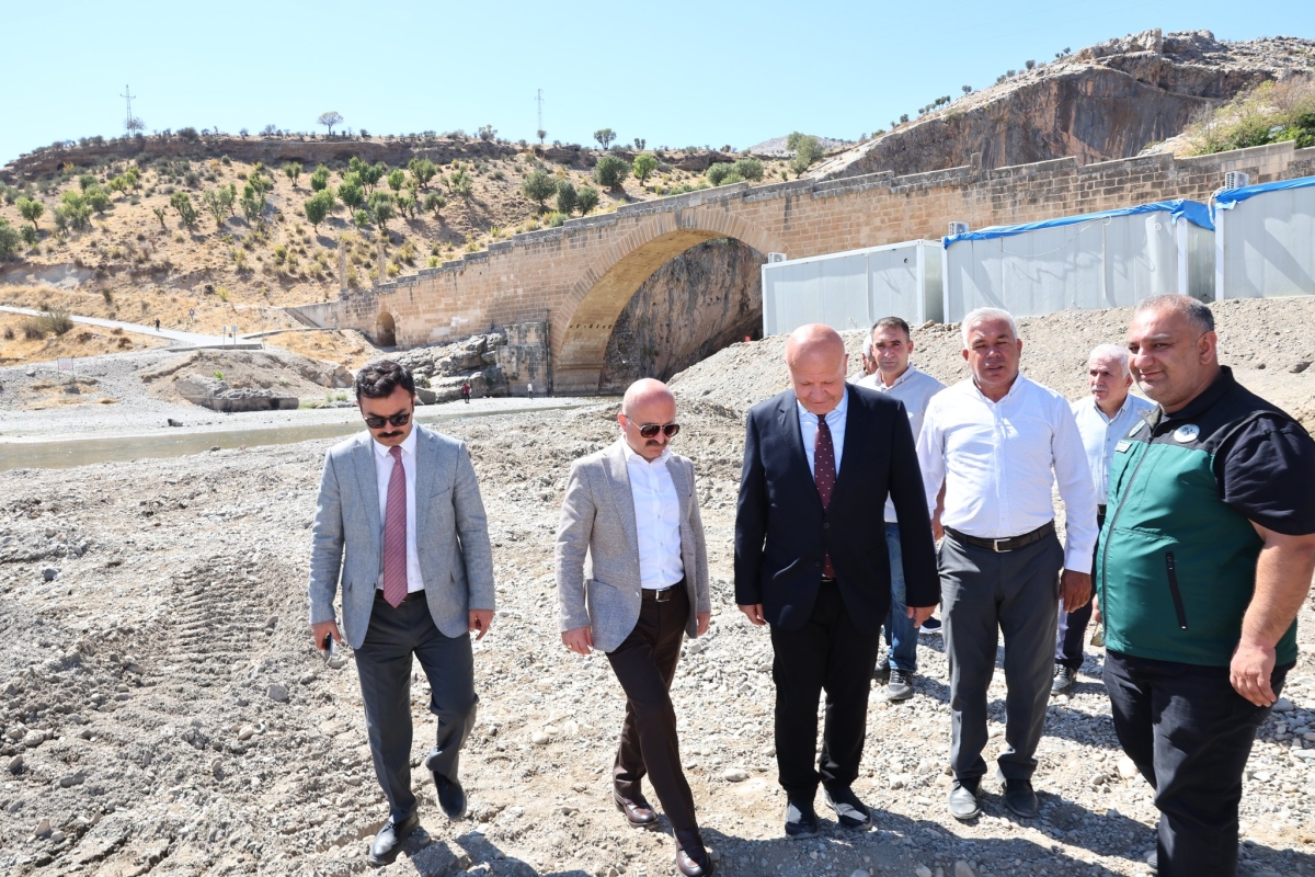 Tarihi Cendere Köprüsü, sosyal yaşamın merkezi haline geliyor