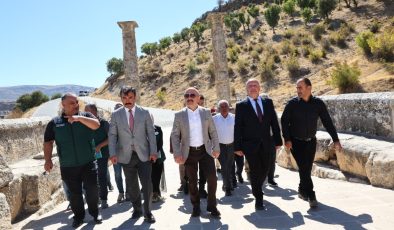 Tarihi Cendere Köprüsü, sosyal yaşamın merkezi haline geliyor