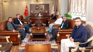 adiyaman-basin-karti-sahipleri-dernegi-vali-osman-varol-ile-bir-araya-geldi