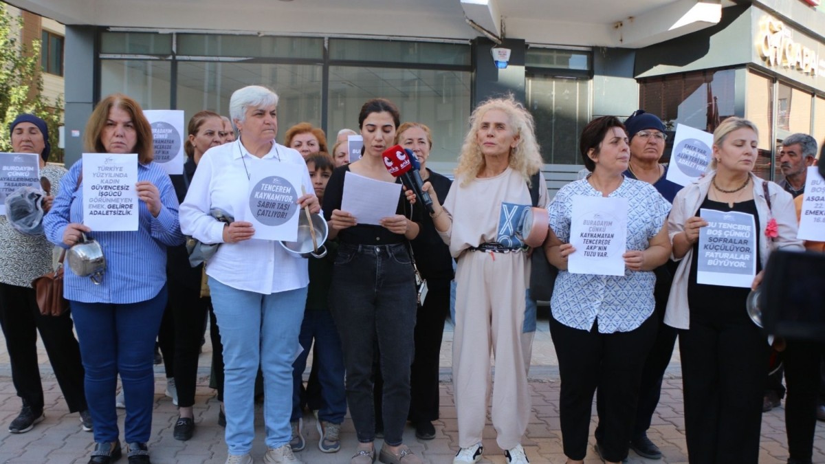 adiyamanda-chpli-kadinlardan-bos-tencereli-yoksulluk-protestosu