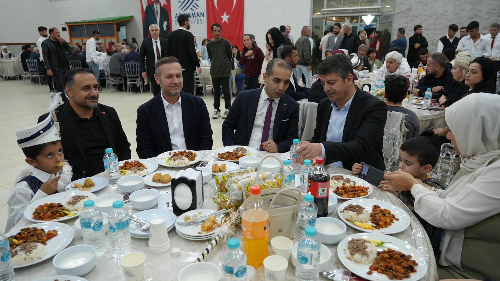 adiyamanda-geleneksel-sunnet-soleni-coskusu
