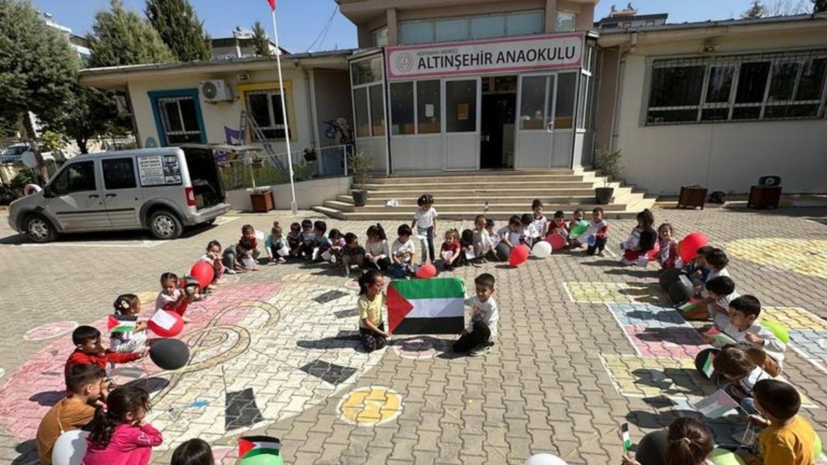 adiyamandaki-tum-okullarda-filistin-icin-farkindalik-etkinligi-duzenlendi