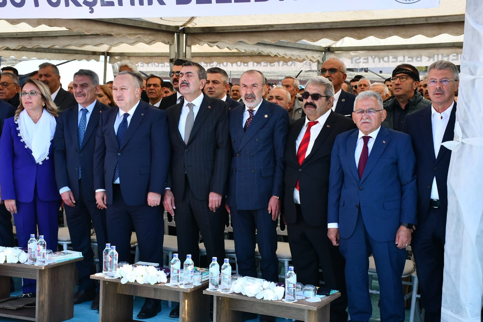 ali-onat-turk-kurt-alevi-sunni-hep-kardesce-yasamaya-devam-edecegiz