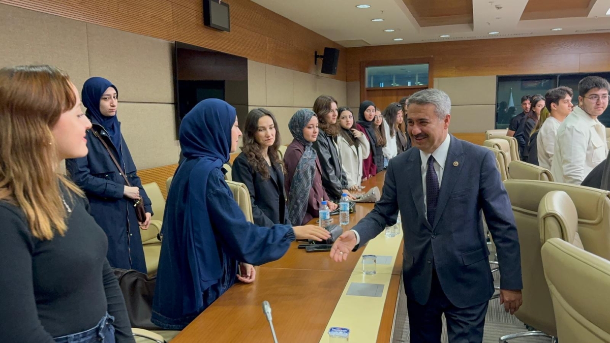 alkayis-sivil-ve-kusatici-bir-anayasa-turkiyenin-ortak-iradesi-ve-beklentisidir