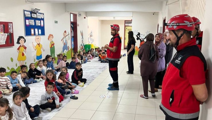 Başkan Tutdere: ‘Her çocuğumuz afet bilincine sahip olmalı’