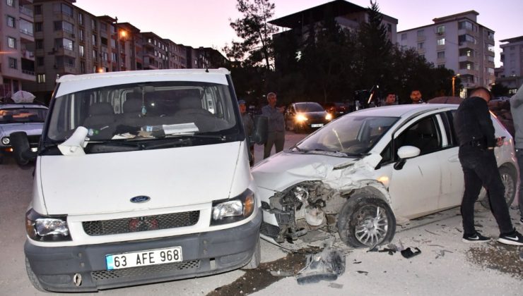 Besni’de zincirleme trafik kazası: 7 yaralı