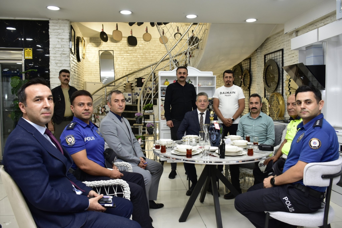 il-emniyet-muduru-arzum-nazman-trafik-guvenligi-icin-sahada