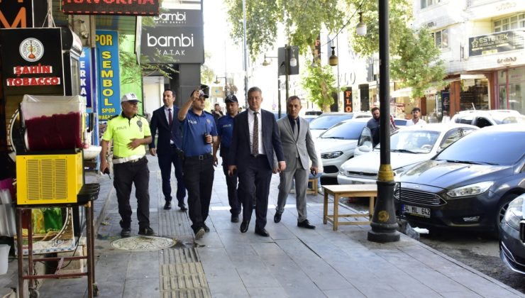 İl Emniyet Müdürü Arzum Nazman, trafik güvenliği için sahada