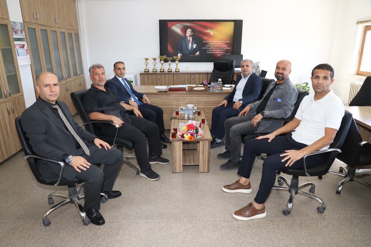 il-saglik-muduru-prof-dr-sirik-kariyer-gunlerinde-ogrencilerle-bulustu