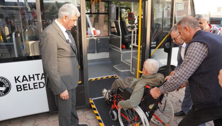 Kâhta Belediyesi araç filosuna 14 yeni araç daha katıldı