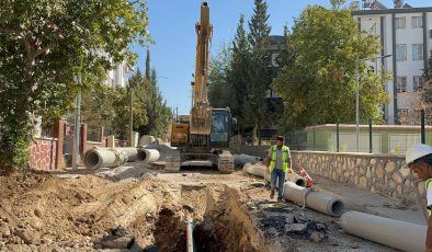 Sümerevler Mahallesinde altyapı çalışmaları sürüyor