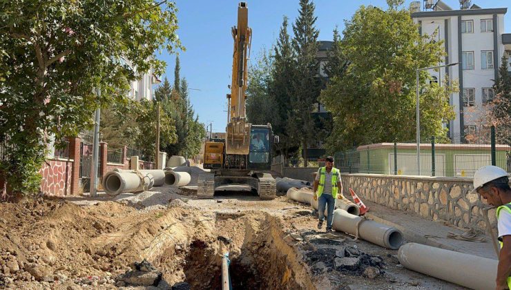Sümerevler Mahallesinde altyapı çalışmaları sürüyor