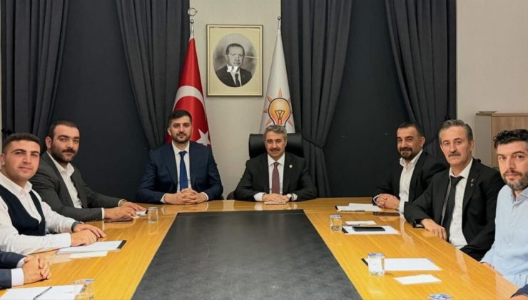 ‘Türkiye Yüzyıl’ı gençlerimizin enerjisi ile yükselecek’