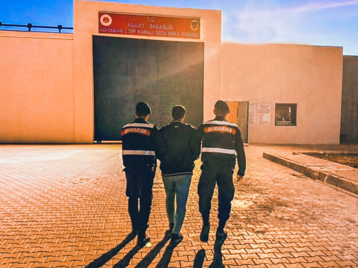 adiyaman-ve-kahtada-aranan-sahislara-operasyon-3-tutuklama