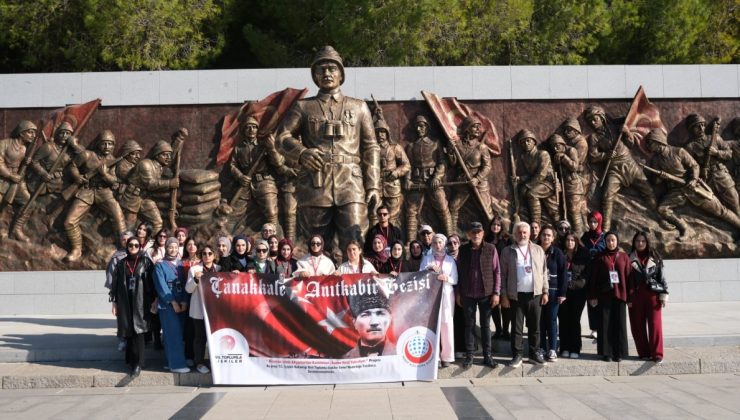 Hedef Kızılelma Derneği, gençleri Çanakkale ve Ankara’da milli değerlerle buluşturdu