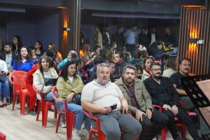 sair-murat-kayistan-siir-ve-muzikle-dolu-bir-gece