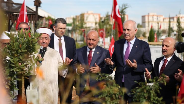 TBMM Başkanı Kurtulmuş, Adıyaman’da Deprem Şehitleri Mezarlığı’nı Ziyaret Etti