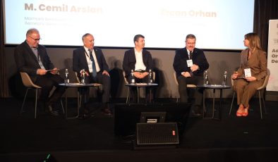 Tutdere: “Sanatın iyileştirici gücüyle depremin travmasını aşıyoruz”