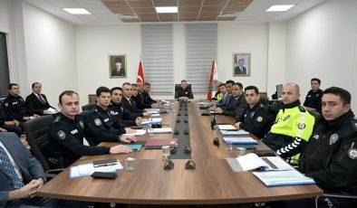 Adıyaman İl Emniyet Müdürlüğü’nde Yıl Sonu Değerlendirme Toplantısı yapıldı