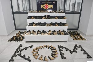 Adıyaman’da KOM ve istihbarattan silah operasyonu