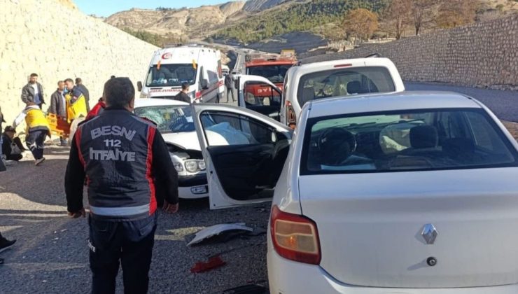 Besni Çevre Yolu’nda zincirleme kaza: 5 yaralı