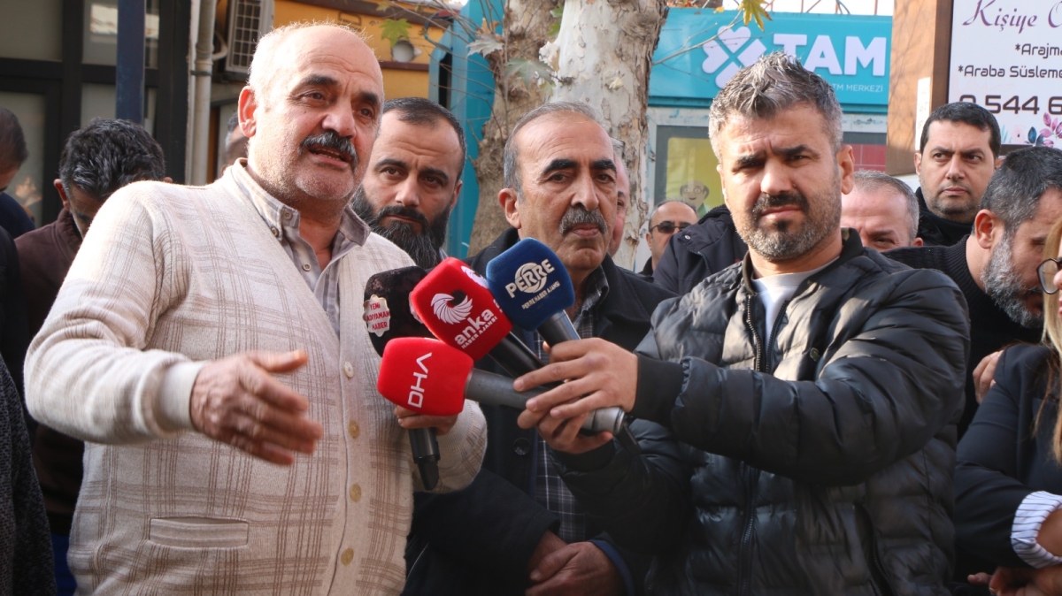 Balıkesir Çarşısı esnafından tahliye tepkisi: ‘Depremden sağ çıktık, şimdi emeğimiz yıkılıyor’