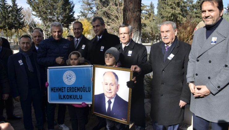 Merhum Mehmet Erdemoğlu, vefatının 19. yılında mezarı başında anıldı