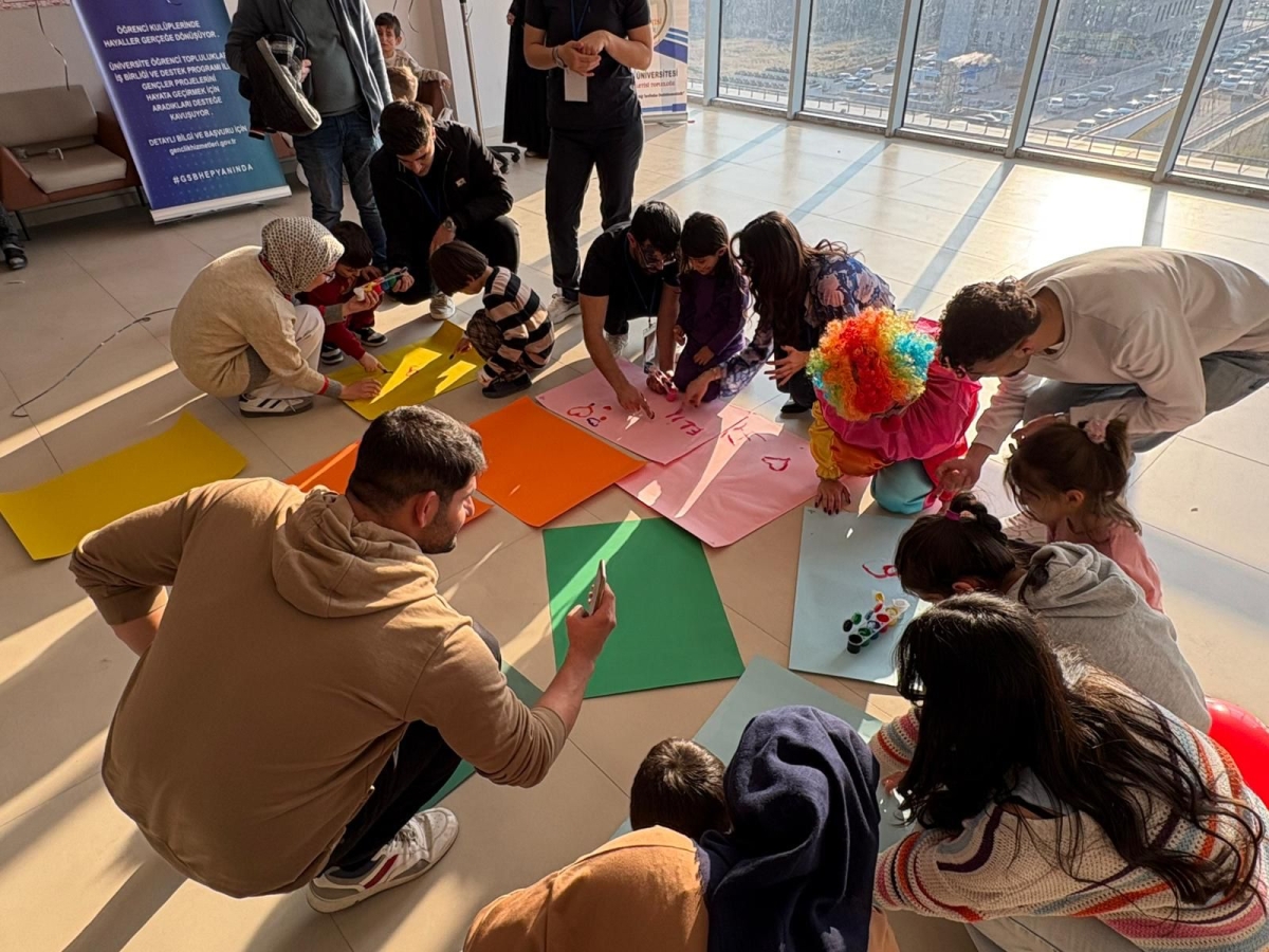 “Şiirle İyileşen Minik Kalpler” Projesiyle çocuklar gönüllerince eğlendi