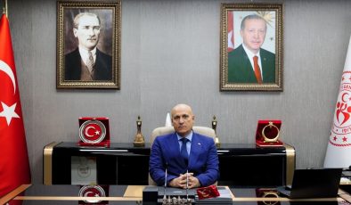 ‘Sürdürülebilir projelerle gençlerin yanındayız’