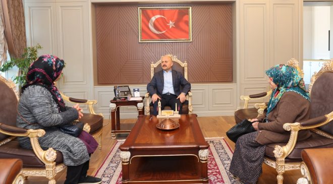 Vali Osman Varol, ‘halk buluşmaları’nda vatandaşların sorunlarını dinledi