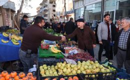 Vali Osman Varol, Turgut Reis Semt Pazarı esnafıyla buluştu