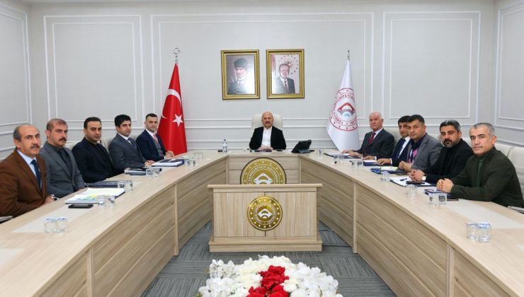 Adıyaman İl Özel İdaresi’nin Haftalık Değerlendirme Toplantısı’nda masaya yatırıldı