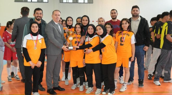 Adıyaman’da okul sporları futsal finalleri tamamlandı
